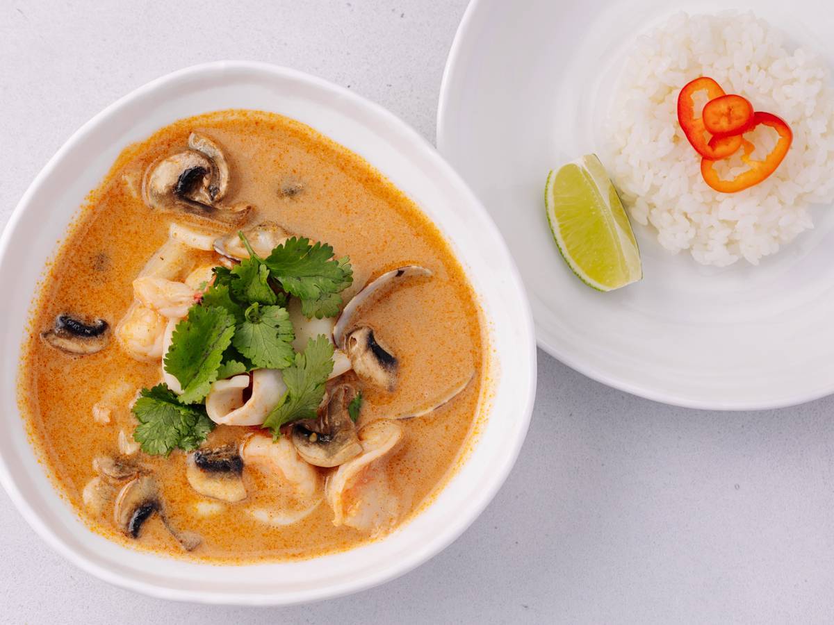 Том Ям с морепродуктами